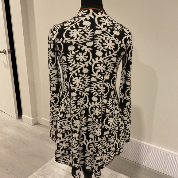 Fall Favourite Open Cardigan with a hi-low and rounded back & flat front . - Picture 2 of 6